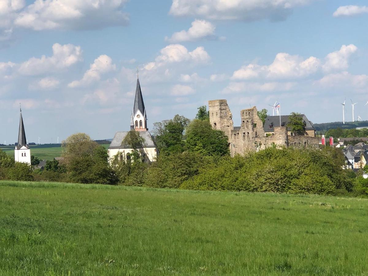 Am Apfelbaum, Ein Ferienhaus Zwischen Rhein Und Mosel Kastellaun Exterior photo